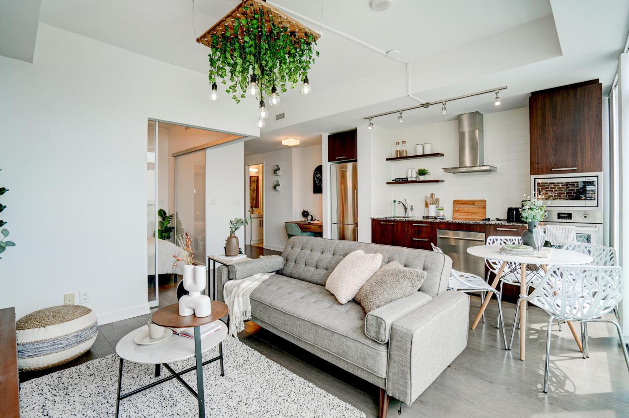 טורונטו Skytree - Modern Rusty Condo Close To Union Station In Heart Of Downtown מראה חיצוני תמונה