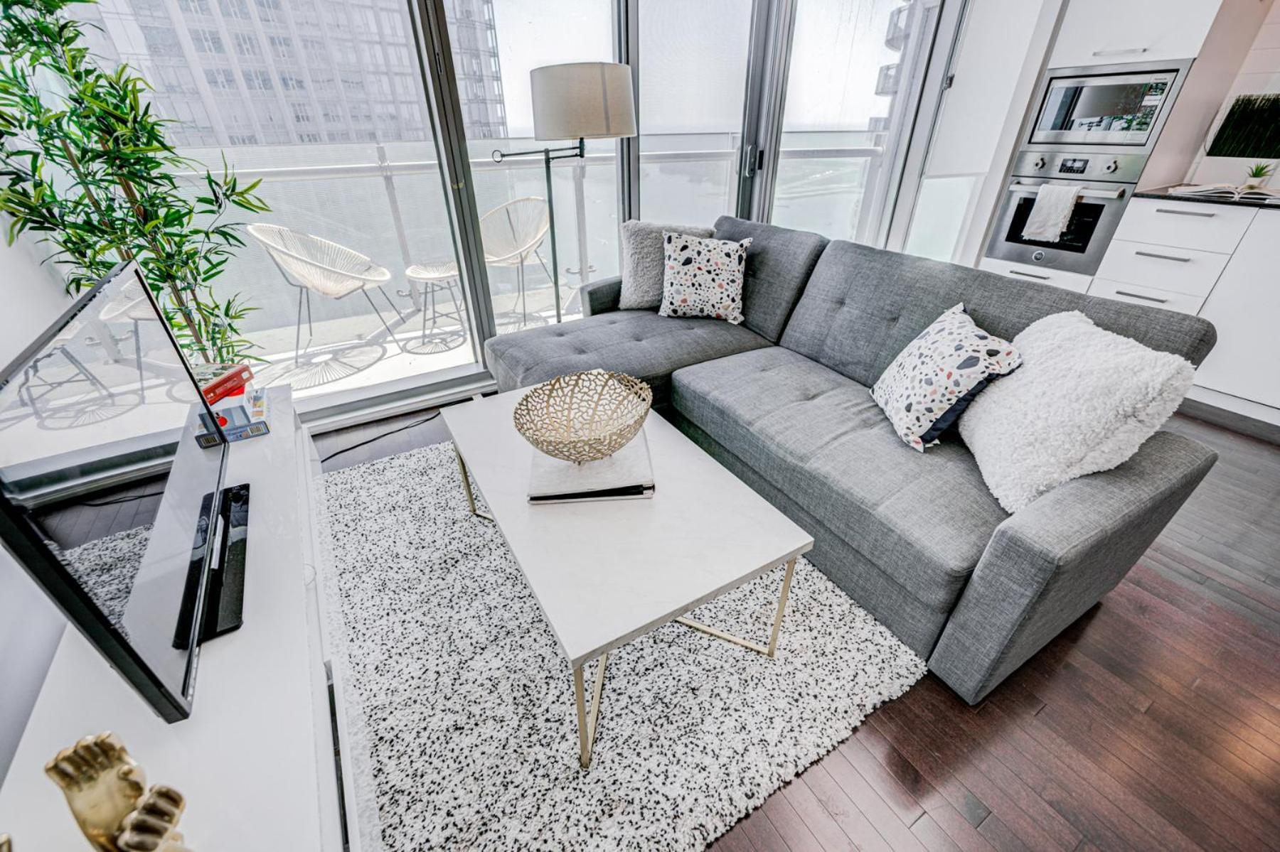 טורונטו Skytree - Modern Rusty Condo Close To Union Station In Heart Of Downtown מראה חיצוני תמונה